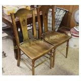 (4) Antique Chairs & Table w/2 Leaves