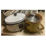 (2) Crockpots