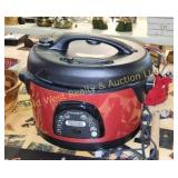 Electric Pressure Cooker - New