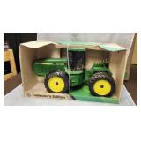 John Deere 8760 Tractor 1:16 (#370)