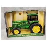John Deere 4760 Tractor 1:16 (#319)
