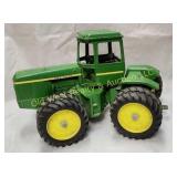 John Deere Tractor (#614)