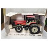 Case Magnum MX220 Tractor 1:16 (#621)