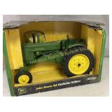 John Deere AW Tractor 1:16 (#605)