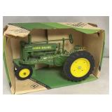 1934 John Deere Model A Tractor 1:16 (#603)