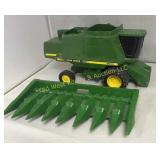 John Deere 9600 Combine & Head (#595)