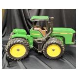 John Deere 9300 Tractor 1:16