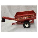 J & M Grain Cart (#387)