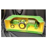 John Deere 2440 Tractor & Implement Set 1:16