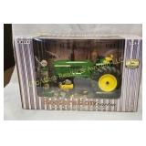 John Deere 4020 Tractor & Accessories 1:16 (#361)