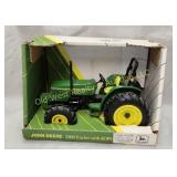 John Deere 5200 Tractor w/Rops 1:16 (#367)