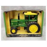 John Deere 4620 Tractor 1:16 (#318)