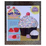 Cupcake Silicone Bakeware - New in Box (C)