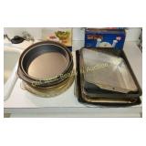 Cake Pans & Pie Plates (K)