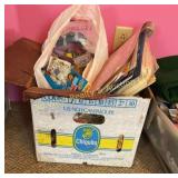 Box of Craft Items (C)