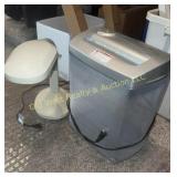 Paper Shredder & Desk Lamp (FR)