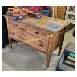Antique Dresser (G)