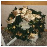 Christmas Wreath (LR)