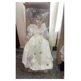 Special Memories Mother & Child Doll (FR)