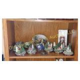 Shelf of Thomas Kincaid Items (LR)