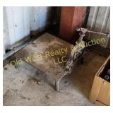 Antique Pipe Cutter (MG)