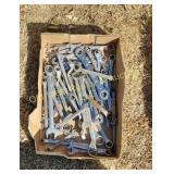 Box of Standard Wrenches (BG)