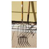 (2) Pitchforks & Pitchfork Head (BG)