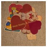 Valentine Wall Hangings (U)