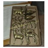Box of Brass Items (E)