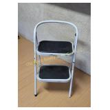 Step Stool (BS)