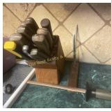 Knife Block & Sharpener (K)