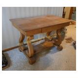 Antique Table (U)