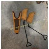 Shoe Stretchers & Boot Horn (C)