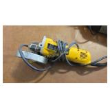 Dewalt 4 1/2" Angle Grinder