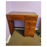 Wooden Knee Hole Desk