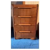 Dresser33x17x51