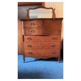 Dresser With Mirror45x21x68 (Includes Mirror)