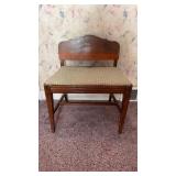 Dressing Chair22x16.5x27