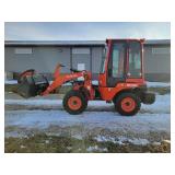 Kubota R430 Articulated Loader, 373 Hours