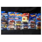 18 Hot Wheels: Work Crewsers Hiway Hauler, Hiway