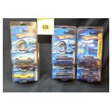 6 Hot Wheels: (4) 