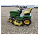 John Deere GX345 Lawn Tractor