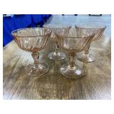 Set of pink glasses (16)