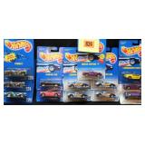 12 Hot Wheels: Lamborghini Diablo, Nissan Custom