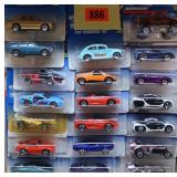 20 Hot Wheels: Skullrider, Police Car, Commando,