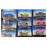 9 Hot Wheels: GMC Motorhome, Hummer, Corvette