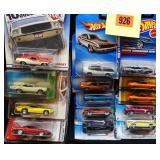 14 Hot Wheels: '70 Plymouth AAR Cuda, '70