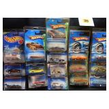 16 Treasure Hunt Hot Wheels: 1969 Dodge Charger,