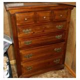 Young Hinkle Chest of Drawers