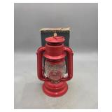 Dietz Comet Lantern w/ Box